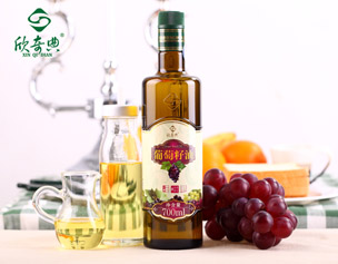 ＂Xinqidian＂ Grape seed oil -700ml